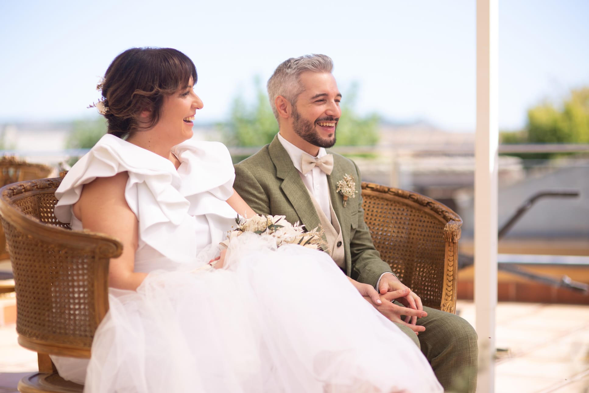DIA DE BODA: ARREGLO DE NOVIAS Y NOVIOS.