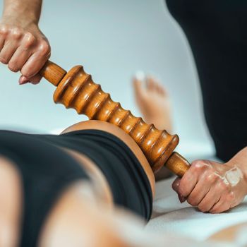 Oferta sesión de Maderoterapia en el centro de belleza Kokoro Belleza en Valladolid