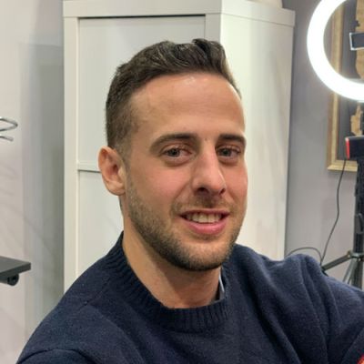 Corte De Pelo En La Peluqueria Para Hombre En Valladolid Kokoro Belleza Con Arreglo De Barba