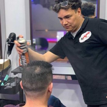 Corte de pelo en peluqueria para hombres en Valladolid