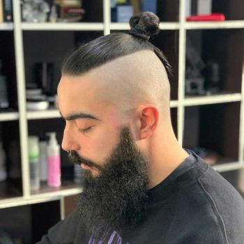 Arreglo de barba en peluqueria para hombres en Valladolid