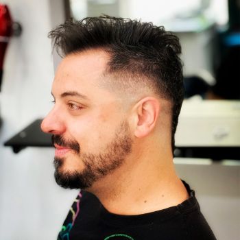 Corte de pelo caballeros en peluqueria para hombres en Valladolid